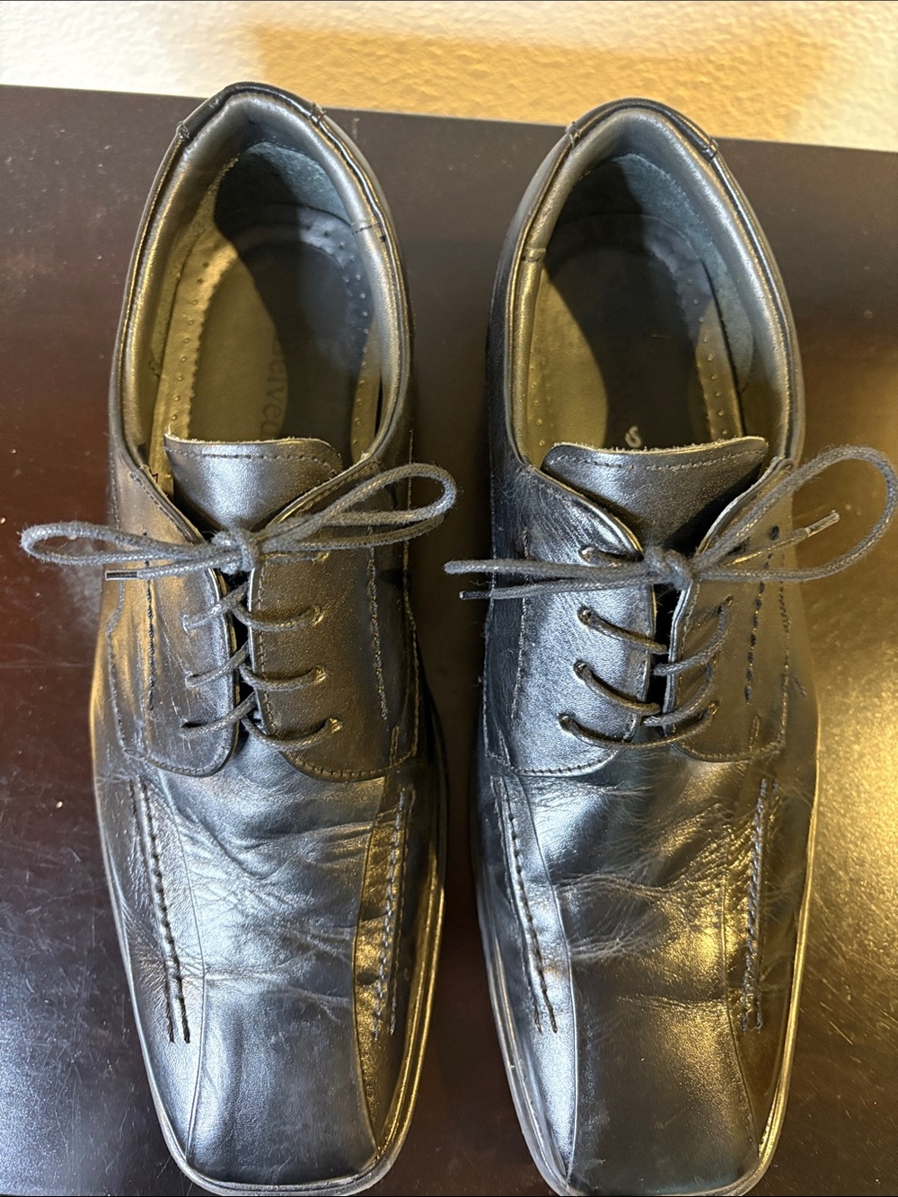 Men's Belvedere Dumbarton Black Leather Lace-Up Derby Shoes